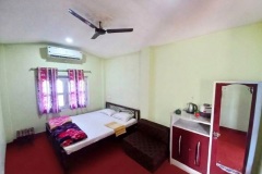 double-bed-room
